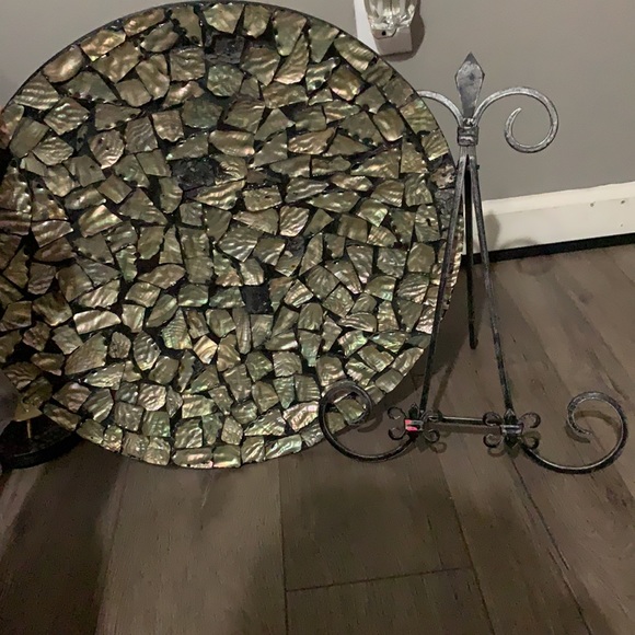 Decor - Picture 2 of 2